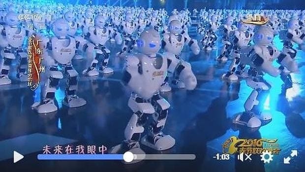 Más de 500 robots reciben el Año Nuevo chino bailando una espectacular coreografía
