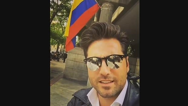 David Bustamante grabando su vídeo