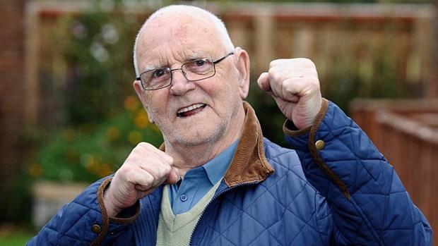 Atraca a un jubilado de 85 años y resulta ser un exboxeador