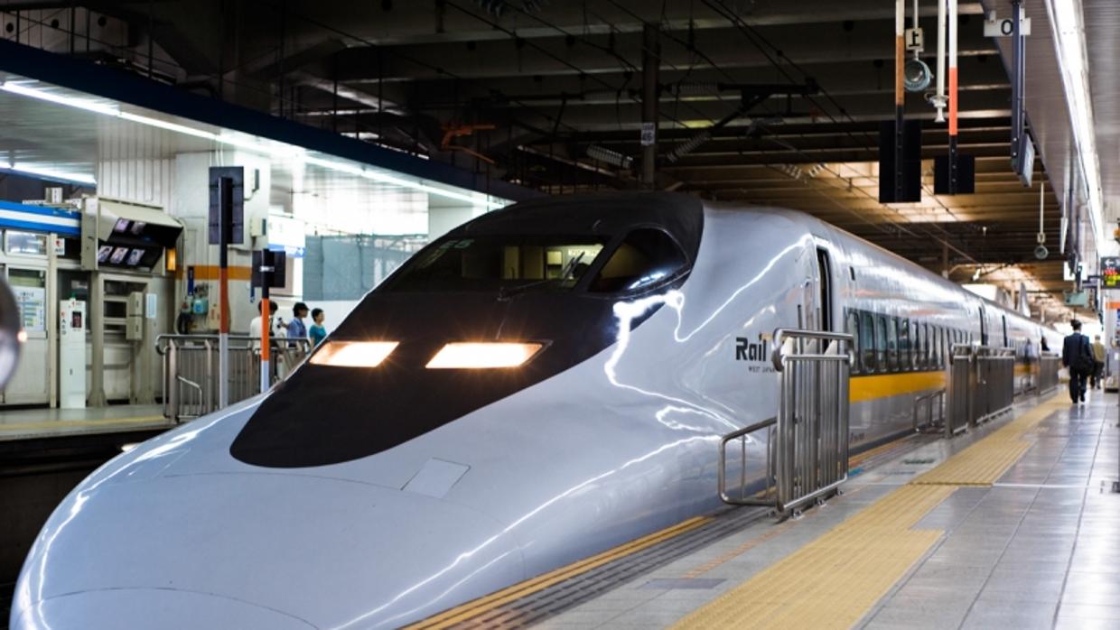 Una empresa ferroviaria japonesa se disculpa porque un tren salió 20 segundos antes de su hora