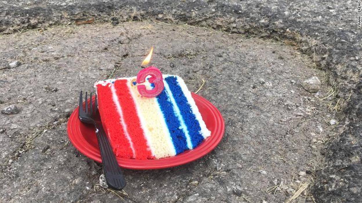 La tarta que el vecino perparó para celebrar el cumpleaños del bache