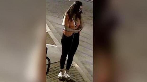 La joven que fue asesinada tras confundir un coche con el Uber que había pedido