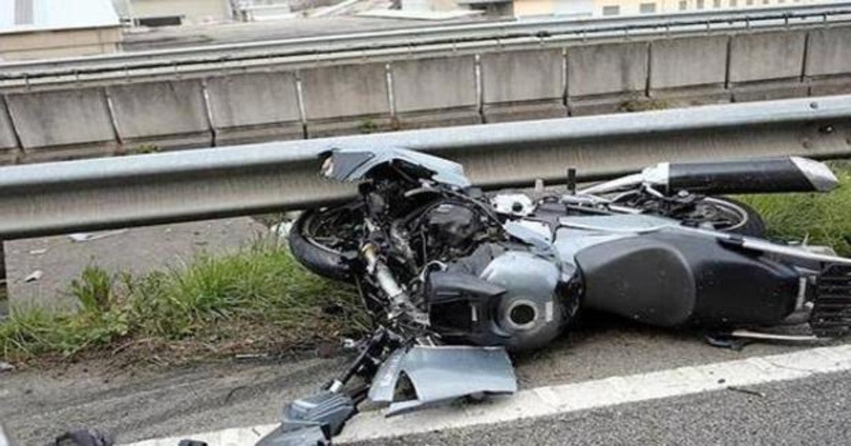 Imagen de archivo accidente de moto