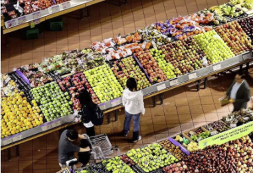 Los productos frescos no pueden faltar en la compra para las comidas y cenas de Navidad, Nochevieja y Reyes