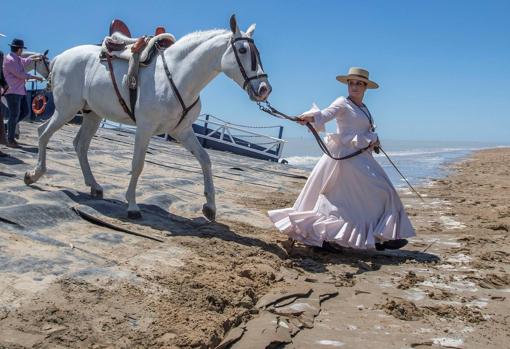 Todas las galerías de El Rocío 2018: desde las salidas de las hermandades hasta la procesión en la aldea