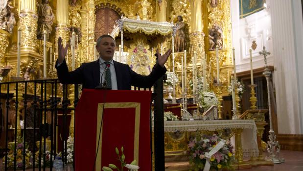 Alberto García Reyes desgrana el tiempo de Almonte en una histórica exaltación de la Venida de la Virgen