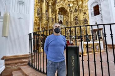 Los almonteños sobre la Virgen del Rocío: Ella es una persona y no va a  ser restaurada sino intervenida