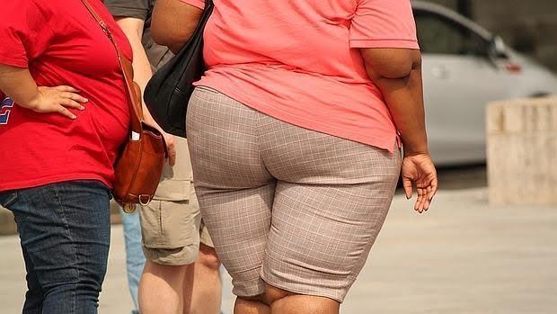 El riesgo de obesidad es mucho mayor en la población obesa