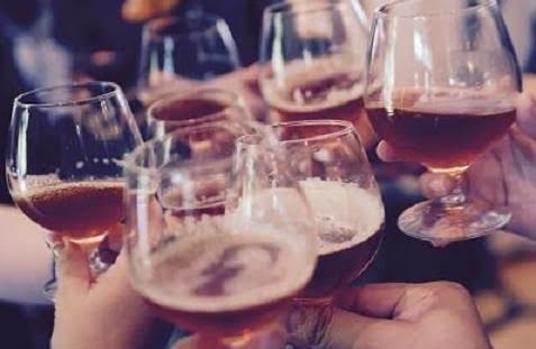 Tres cañas de cerveza semanales, límite para no morir prematuramente