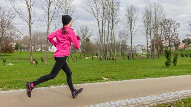 Un estudio alerta de que hacer ejercicio cuando se está a dieta puede ser malo para la salud de los huesos