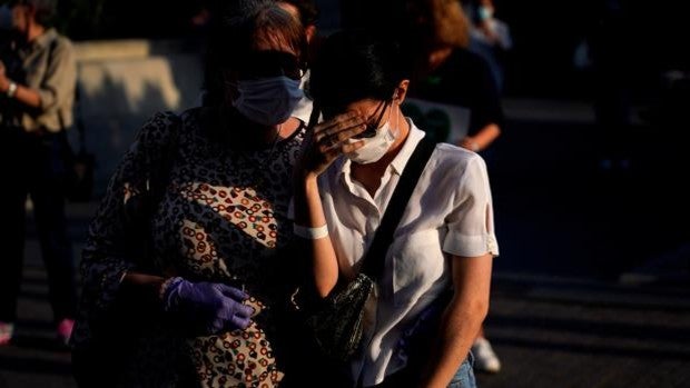 Casi un tercio de las personas con covid-19 leve tiene síntomas 9 meses después