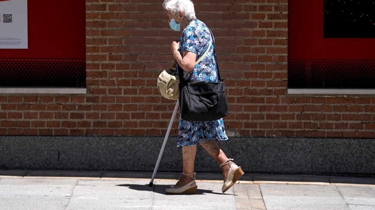 Haber tenido Covid-19 confiere más protección en mayores de 65 años a 3 meses después de la vacuna