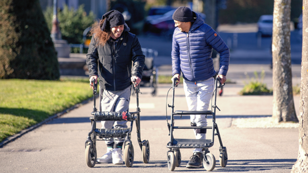 Desarrollan un sistema a través del cual los parapléjicos recuperan la funcionalidad de las piernas