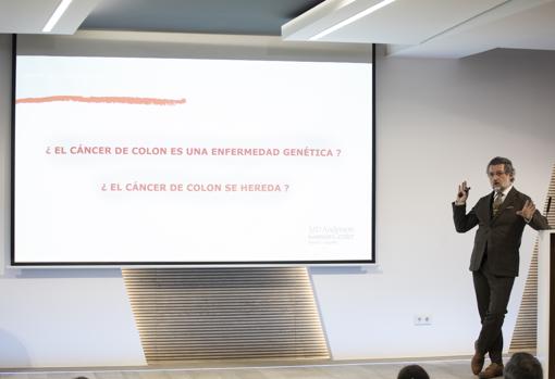 El oncólogo Ricardo Cubedo, responsable de la Unidad de Cáncer Hereditario