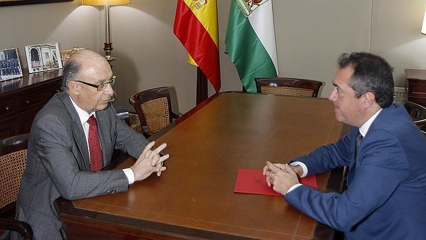 Montoro y Espadas, en su encuentro para tratar sobre la Zona Franca