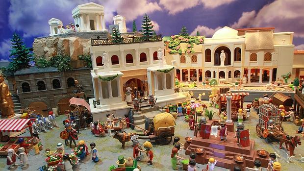 Más de 3.000 clicks y palacios en miniatura en el Belén navideño de Playmobil de La Caixa