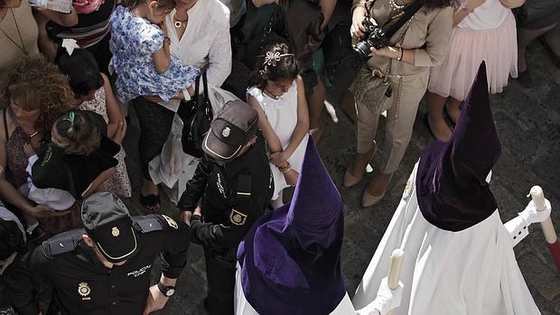 Esta Semana Santa ha tenido un 60 por ciento menos de incidencias que la de 2015