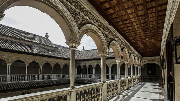 La Guardia Civil investiga la desaparición de restos arqueológicos en el Alcázar de Sevilla