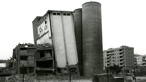 En 1992 se demolieron las instalaciones de la fábrica