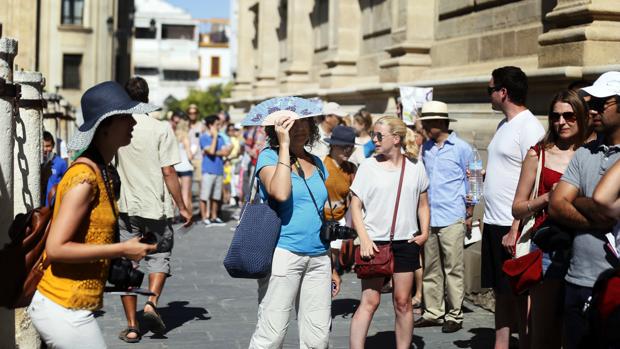 Sevilla estará en alerta amarilla este domingo por calor