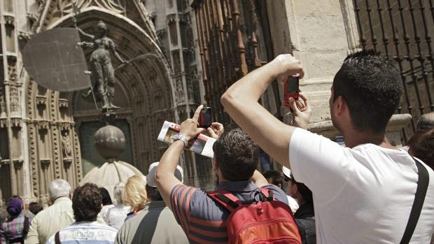 Actualmente los estadounidenses son los tercerios en visitas a Sevilla