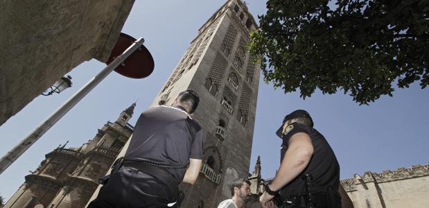 Sevilla ya espera la histórica visita del presidente estadounidense Barack Obama