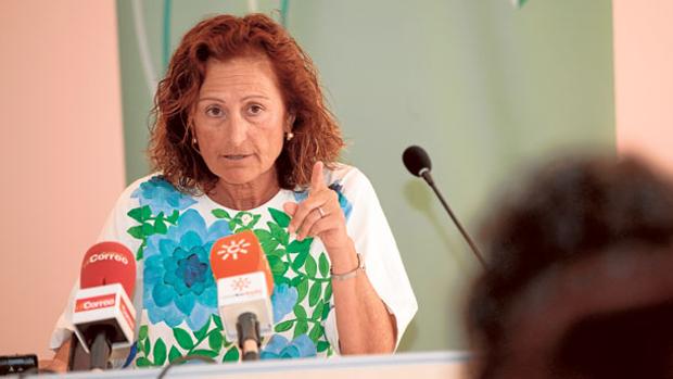 La delegada territorial de Salud, María Ángeles Ferández Ferreiro