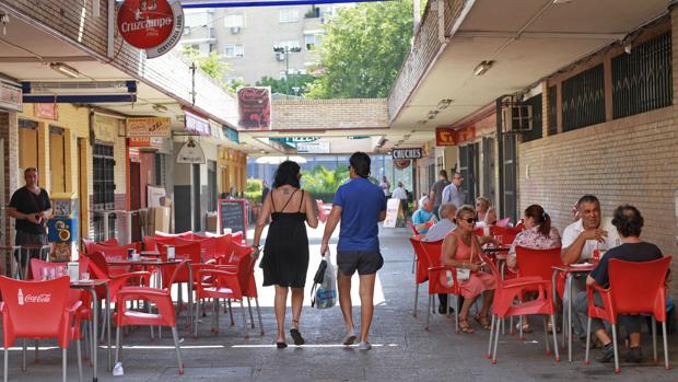 Pasaje comercial de Santa Aurelia, donde se han perpretado robos desde primeros de año