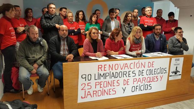 Los peones de limpieza colegios Sevilla exigen que no concluyan contratos en diciembre