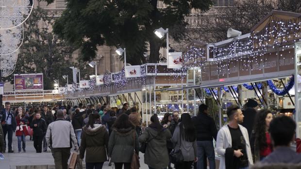 Dicen los comerciantes que pasera es gratis y que no hemos salido de la crisis