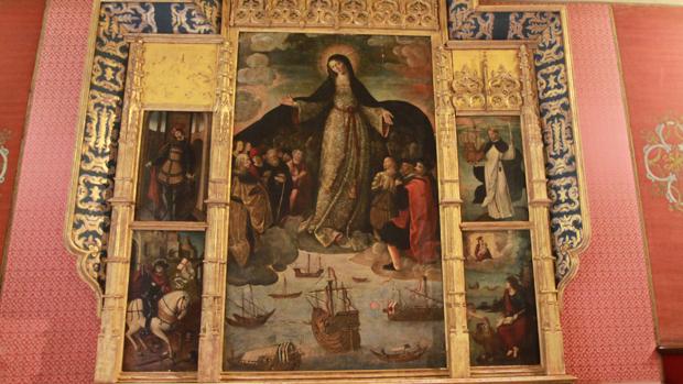 La Virgen de los Mareantes, en su estado actual, con la moldura superior izquierda arrancada