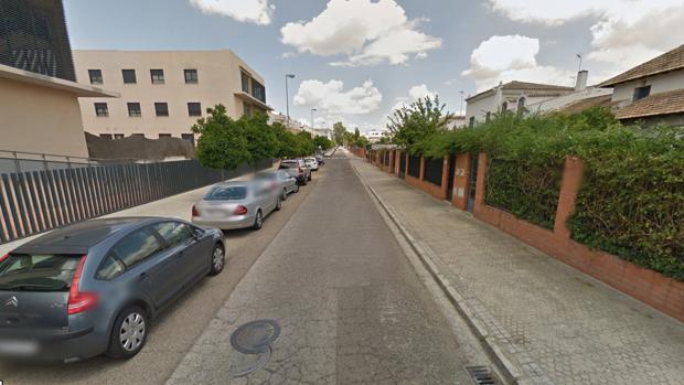 Los vecinos de la calle Bergantín, sin agua desde primera hora de la tarde