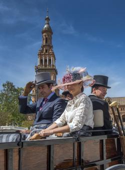 Los coches de caballo toman este sábado el Centro de Sevilla durante el Concurso de Enganches