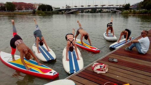 Tres originales actividades acuáticas para disfrutar este verano del río Guadalquivir sin moverse de Sevilla