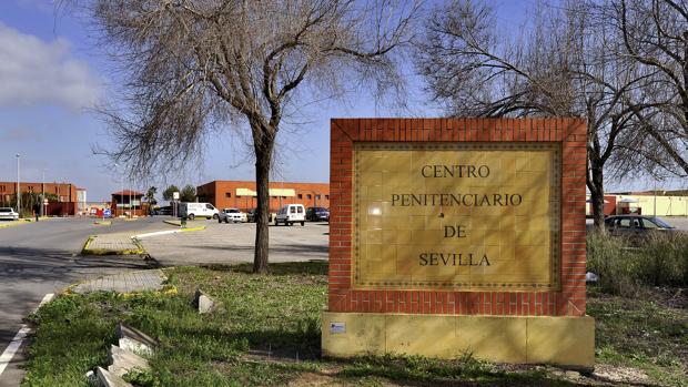 El padre del bebé fue enviado a prisión el jueves e ingresó en el módulo de menores