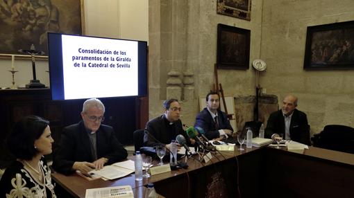 Presentación del proyecto de restauración de la Giralda