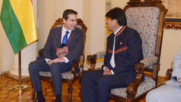 Enrique Ojeda con Evo Morales