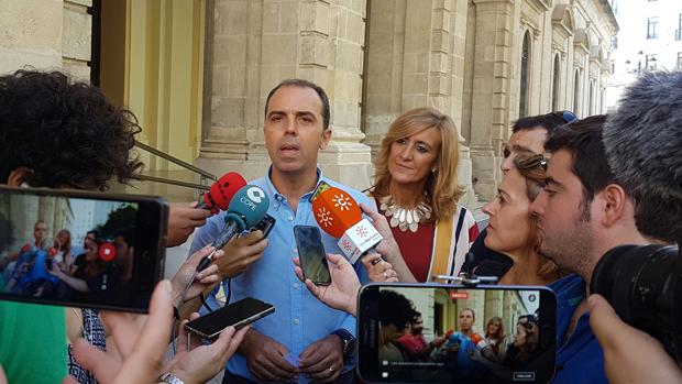 El gobierno local pide a Ciudadanos «que no haga más el ridículo» con sus críticas al Alcázar