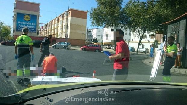 Herido un sexagenario tras chocar su moto contra una furgoneta en Amate