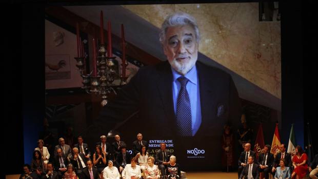 Plácido Domingo recogerá el título de Hijo Adoptivo de Sevilla en un concierto en el Alcázar