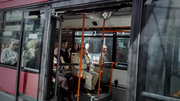 Los autobuses de Tussam regresan al Polígono Sur