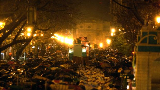 Cabalgata de Reyes Magos de Sevilla 2018: Hace 15 años que no le llueve al cortejo en la calle