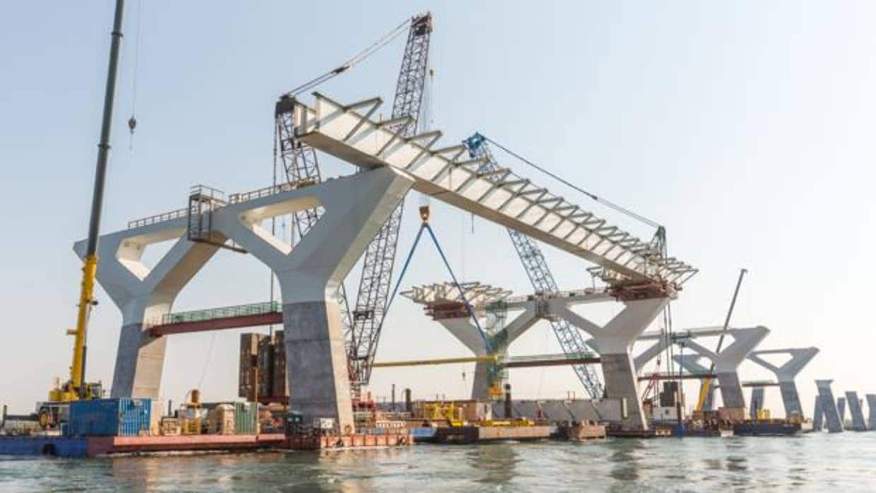 Construcción del puente de Montreal, en el que trabajan dos empresas de Sevilla