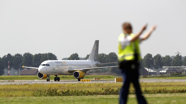 Vueling buscará tripulantes de cabina en Sevilla