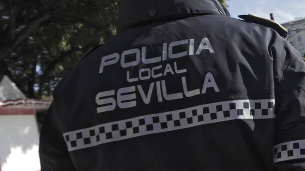 Un agende de la Policía Local de Sevilla