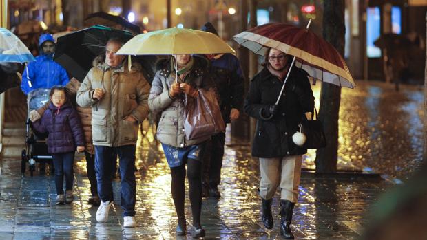 Tiempo en Sevilla: Llegan doce días seguidos de lluvia