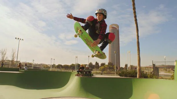 David Parrilla, un skater sevillano de 13 años protagonista del nuevo spot de Cola Cao