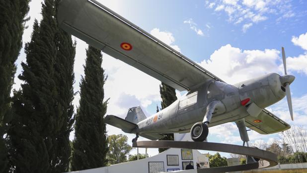 Tablada salda la deuda con su glorioso pasado en la aviación