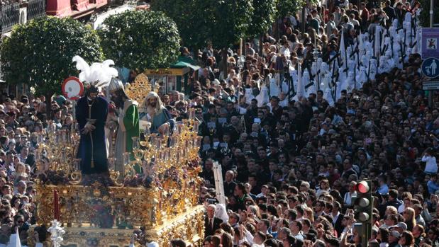 Triana se vuelca con la Hermandad de San Gonzalo