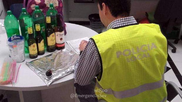 Feria de Abril de Sevilla 2018: El negocio del rebujito ilegal